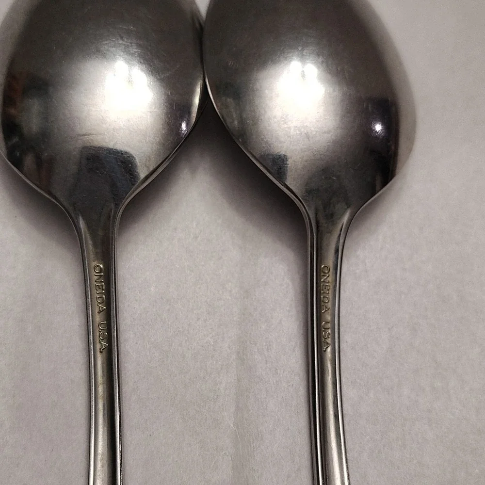 Oneida Bancroft Stainless Spoons Lot Of 2